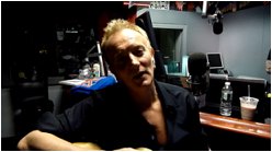 Phil Collen 2012.