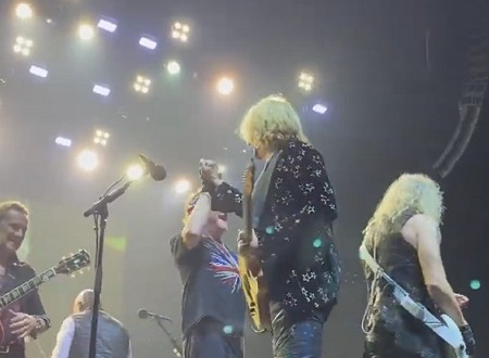 Def Leppard 2019.
