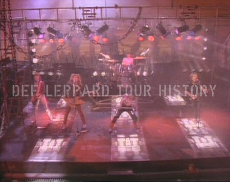 Def Leppard 1982.